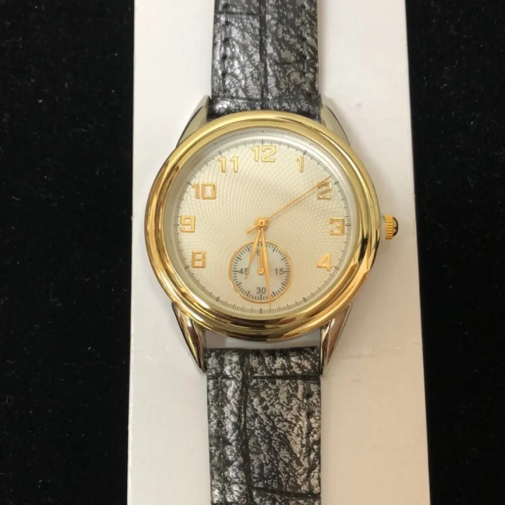 Fashion Watch in current larger face size